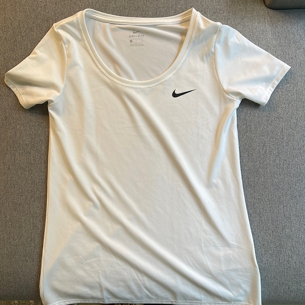 Nike dri-fit T-shirt
